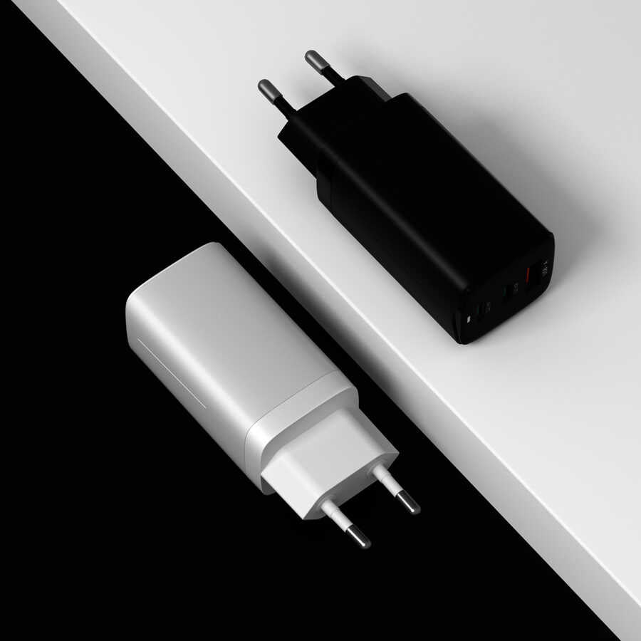 Wiwu GaN Tech GTC6521-65W Power Adaptör Beyaz