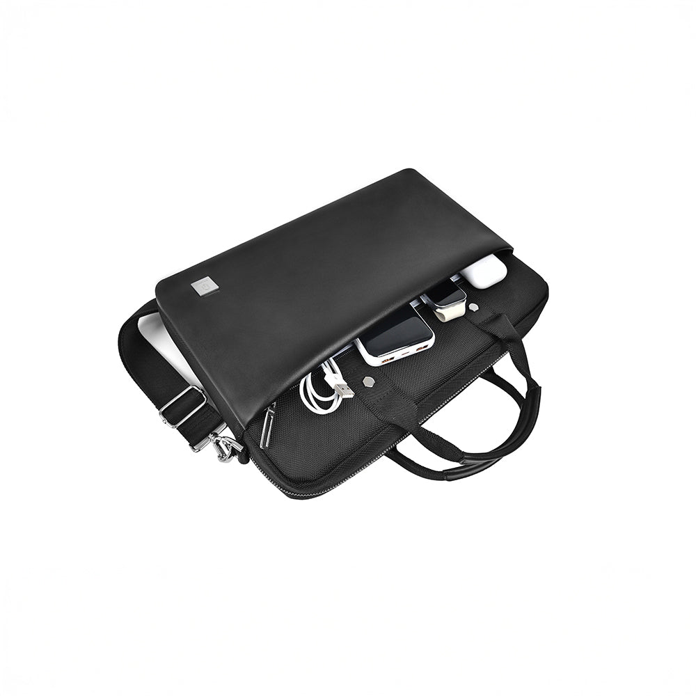 Wiwu Hali Serisi 1680D Su Geçirmez Polyester Kumaş Çapraz Vücut Askılı 14 inç Laptop Çantası Siyah