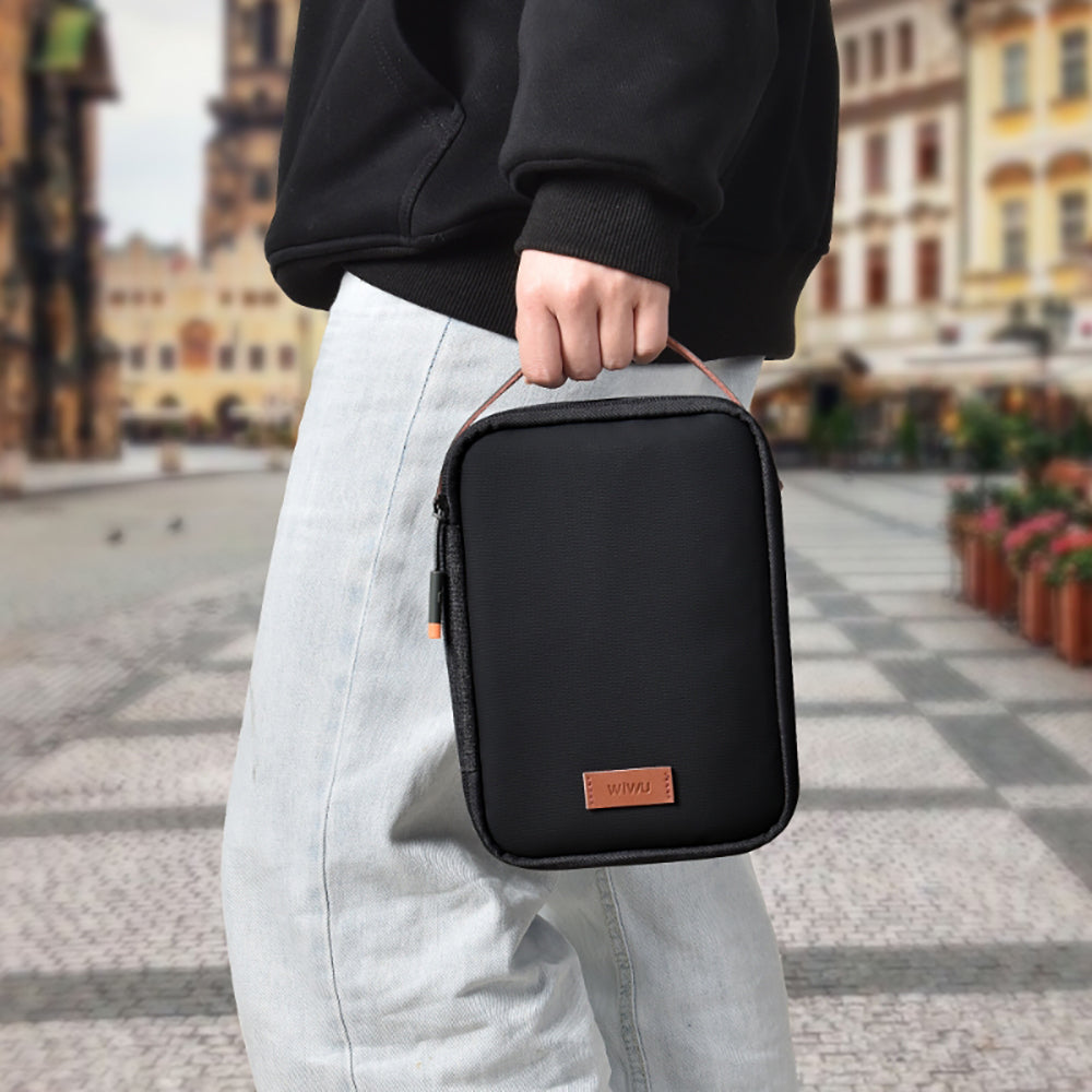 Wiwu Minimalist Çok Fonksiyonlu Su Geçirmez Taşınabilir Polyester Kumaş Seyehat Çantası Siyah