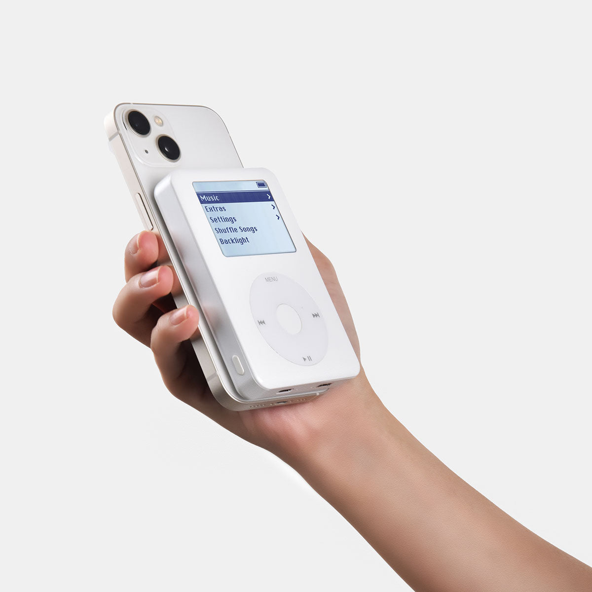 Wiwu PP01 PowerPod Taşınabilir Wireless Şarj ve PD Hızlı Şarj Özellikli Powerbank 20W 10000mAh Beyaz