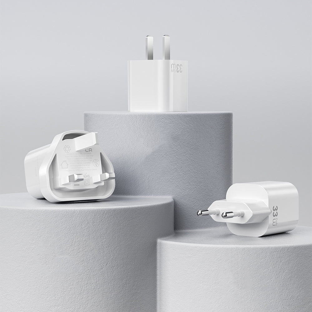 Wiwu Wi-G015 Cube Serisi GaN Tech PD Hızlı Şarj Özellikli Mini Şarj Başlığı 33W Beyaz